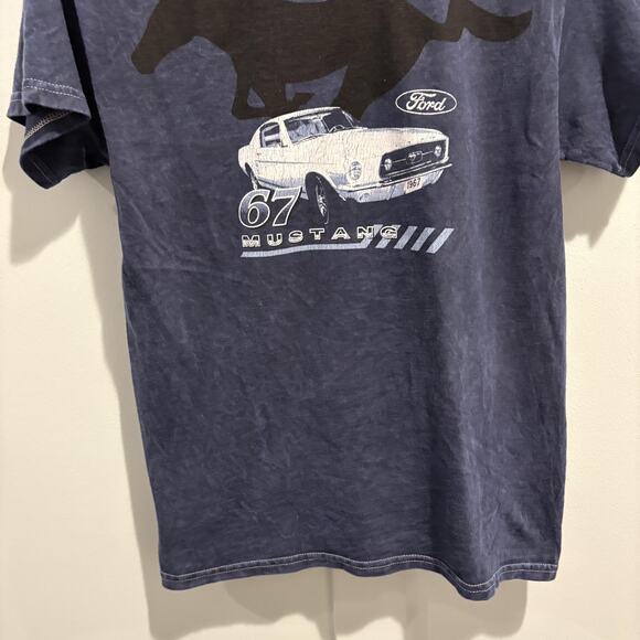 Ford Mustang Shirt Mens Medium Blue 1967 Graphic Tee T-Shirt Vintage Wash Pony - Picture 6 of 10